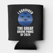 Ik overleefde de grote drone-paniek van 2024 blikjeskoeler (Achterkant)