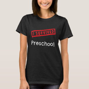 Ik overleefde de kleuterschool Pre K Kinder Afstud T-shirt