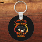 Ik overleefde de middelbare school CL van 2025 Stu Sleutelhanger (Voorkant)