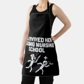 Ik overleefde haar passerende verpleegster schort (Insitu)