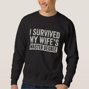 Ik overleefde het afstuderen van mijn vrouw met ee trui