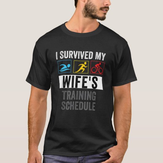 Ik overleefde mijn vrouw's trainingsschema Triatle T-shirt (Voorkant)