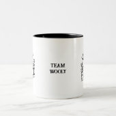 Ik overleefde Tour de Fleece 2024 Personaliseer Te Tweekleurige Koffiemok (Center)