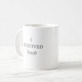 Ik overlevende de thac0 koffiemok (Voorkant links)