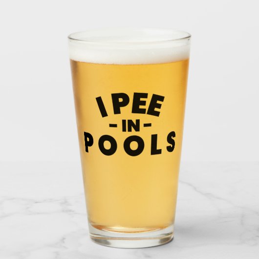 Ik Pies in Zwembaden Grappig Pintglas Glas (Voorkant gevuld)