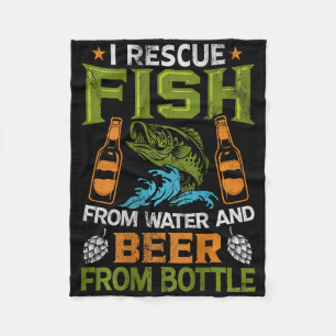 Ik red vis uit water en bier uit flessen - O Fleece Deken
