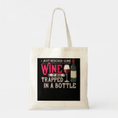 Ik redde net wat wijn die in een fles zat. tote bag (Achterkant)