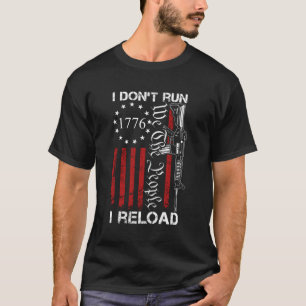 Ik ren niet, ik laad de mensen AR15 op de rug T-shirt