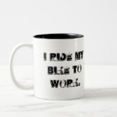 Ik rijd met mijn fiets om mok te werken (Links)