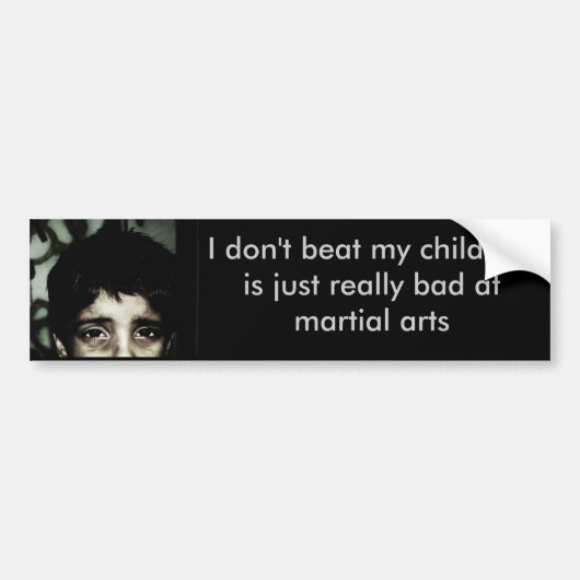 Ik sla mijn kind niet, hij is... bumpersticker (Voorkant)