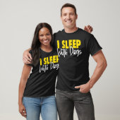 Ik slaap met honden Hond T-shirt (Unisex)