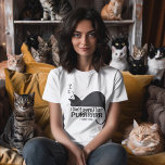 Ik snurk niet, ik spin t-shirt<br><div class="desc">Mooi,  grappig en leuk t-shirt om als pijama,  met een silhouet van een slapende kat,  met de tekst: Ik snurk niet,  ik spin alleen maarrrrr (heel hard). Een leuk cadeau voor je vrouw/echtgenoot die je 's nachts wakker houdt. Ook leuk als slaapshirt!</div>