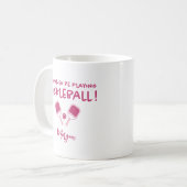 Ik speel liever pickleball Aangepaste naam Roze Koffiemok (Voorkant links)