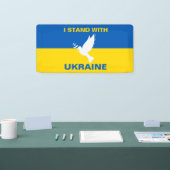 Ik sta bij de Oekraïense vlaggendove voor vrede in Spandoek (Beurs)