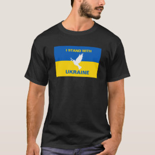 Ik sta bij de Oekraïense vlaggendove voor vrede in T-shirt