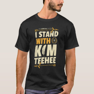 Ik sta bij Kim Teehee voor het Congres Cherokee Na T-shirt