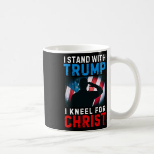 Ik sta met Trump is mijn President kniel Jesus Chr Koffiemok