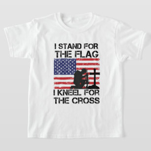Ik sta voor de vlag kniel voor het kruis vlag USA T-shirt