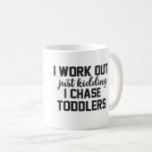 Ik train - Grapje! Ik achtervolg kleuters Koffiemok (Voorkant rechts)