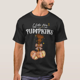 Ik vind haar pompoenen leuk, zij vindt mijn bezems t-shirt