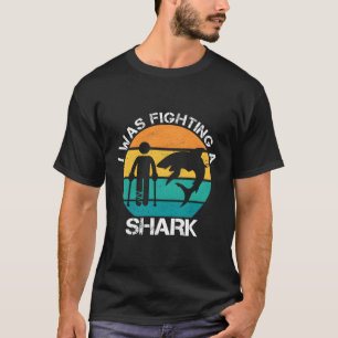 Ik vocht tegen een operatie aan een haaienvoet t-shirt
