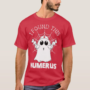 Ik vond deze Humerus Funny Ghost Nurse Halloween C T-shirt