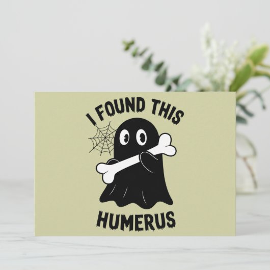 Ik vond deze Humerus Halloween Ghost Kaart (Staand voorkant)