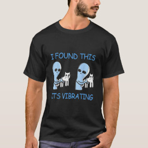 Ik vond dit een trilling van grappige buitenaardse t-shirt