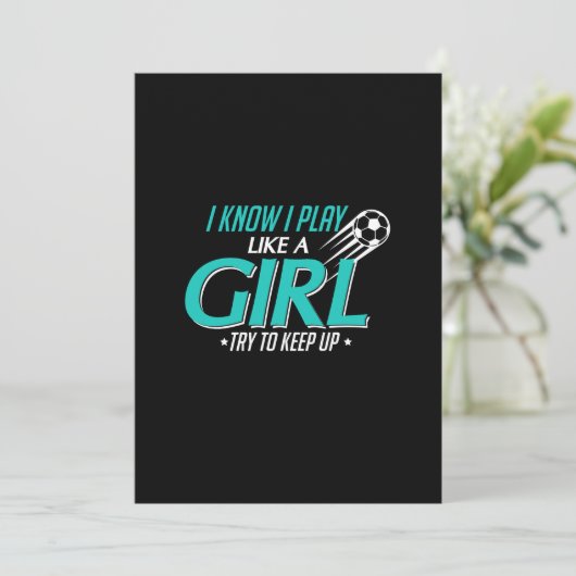 Ik weet dat ik speel als een meisje dat probeert o kaart (Staand voorkant)