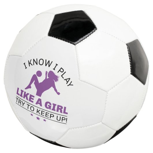 Ik weet dat ik speel als een meisje dat probeert o voetbal (Drie kwart)