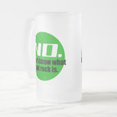 Ik weet niet wat die steen is (groen) matglas bierpul (Voorkant links)