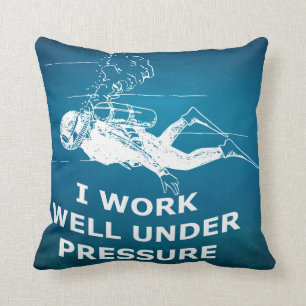 Ik werk goed onder druk (Scuba-duiken) Kussen