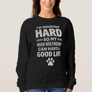 Ik werk hard, dus mijn Iers Hondenras van de Wolfh Trui