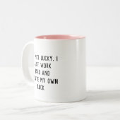 Ik werk hard en creëer mijn eigen inspirerende woo tweekleurige koffiemok (Voorkant links)