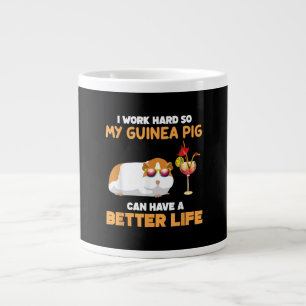 Ik werk hard, zodat mijn Guinee beter kan leven Grote Koffiekop