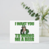 Ik wil dat je me een biertje Briefkaart brengt (Staand voorkant)