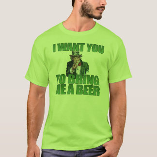 Ik wil dat je me een T-shirt voor me brengt
