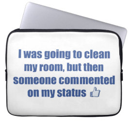 Ik wilde mijn kamer schoonmaken, maar.... laptop sleeve