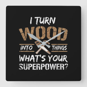 Ik zet hout om in het Carpenter Woodworking Vierkante Klok