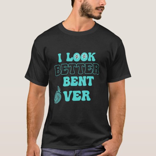 Ik zie er beter uit gebogen over Tie Dye T-shirt (Voorkant)