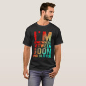 Ik zit ergens tussen Goon en Glitter Funny Humor T-shirt (Voorkant volledig)