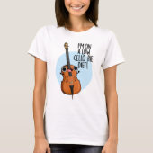 Ik zit op een laag cello-rijdieet grappig cello wo t-shirt (Voorkant)