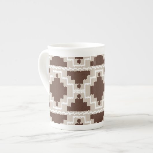 Ikat Aztec Pattern - Chocolate Brown and Taupe Porselein Kop (Links)