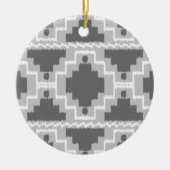 Ikat Aztec Pattern - Donkere en lichte grijs / gri Keramisch Ornament (Voorkant)