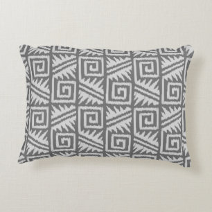 Ikat Aztec Pattern - Shades of Grey / Grey Accent Kussen