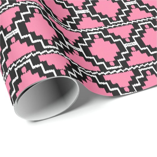Ikat Aztec Tribal - Fuchsia Pink, Black en White Cadeaupapier (Rol Hoek)