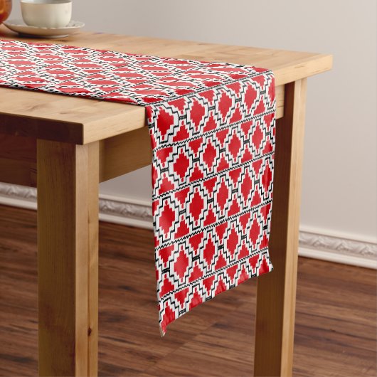 Ikat Aztec Tribal, rood, zwart en wit Korte Tafelloper (Voorbeeld)