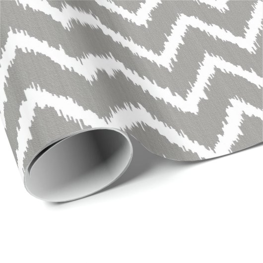 Ikat Chevron Pattern - Zilver grijs / grijs & wit Cadeaupapier (Rol Hoek)