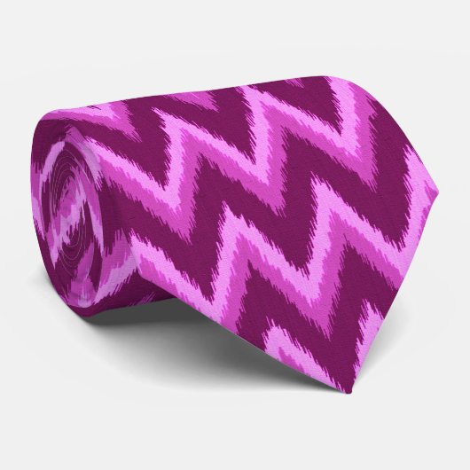 Ikat Chevron Stripes - Amethyst Paars en Violet Stropdas (Opgerold)