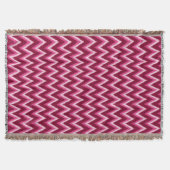 Ikat Chevron Stripes - Burqundy, Roos en roze Deken (Voorkant)